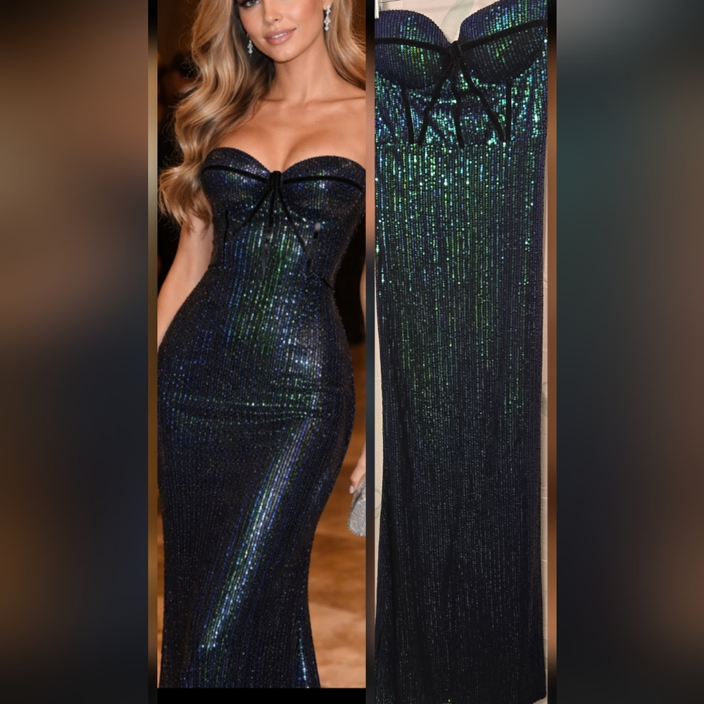 Strapless Sequin Mermaid Gown in Iridescent Navy